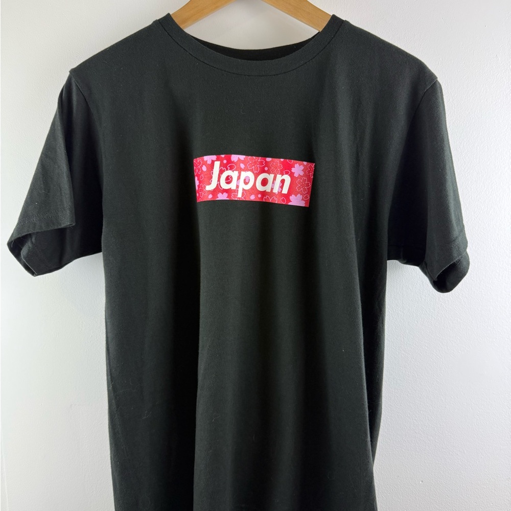 Japan Sakura Cherry Blossom Box Logo Streetwear Graphic Tee S